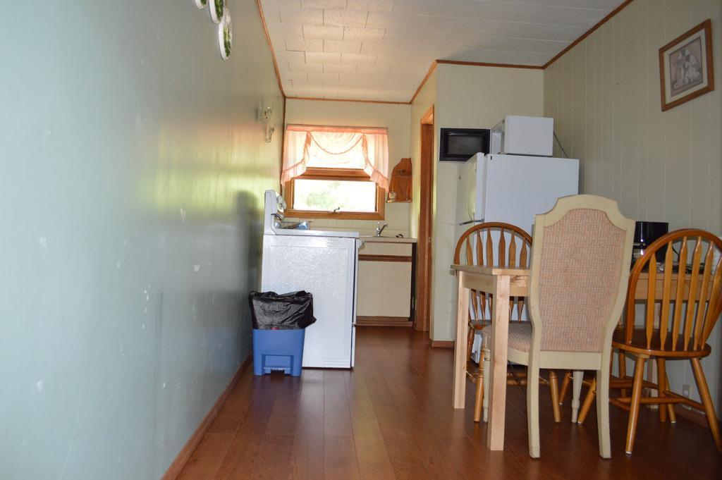 Summer Breeze Resort Wisconsin Dells Ruang foto