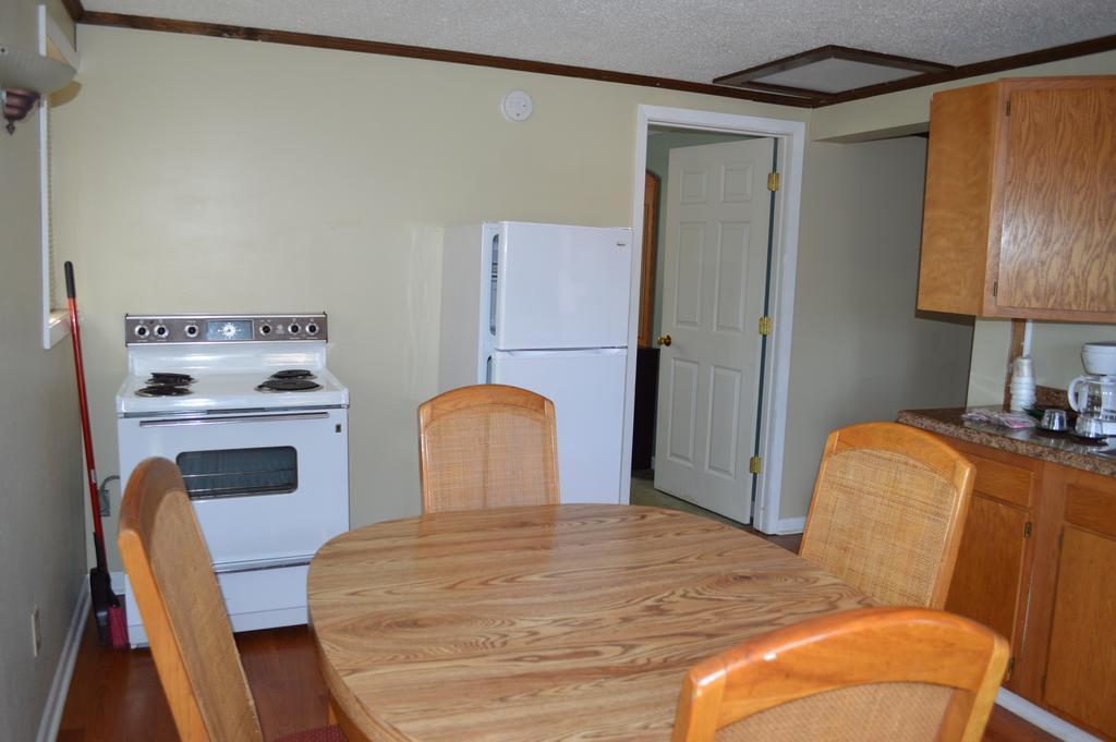 Summer Breeze Resort Wisconsin Dells Ruang foto