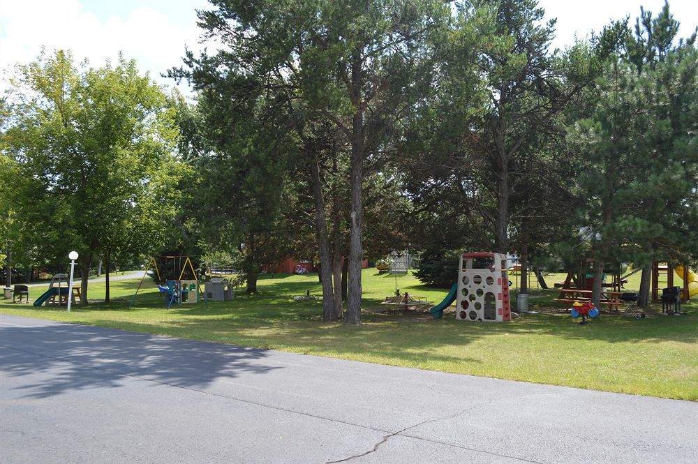 Summer Breeze Resort Wisconsin Dells Bagian luar foto