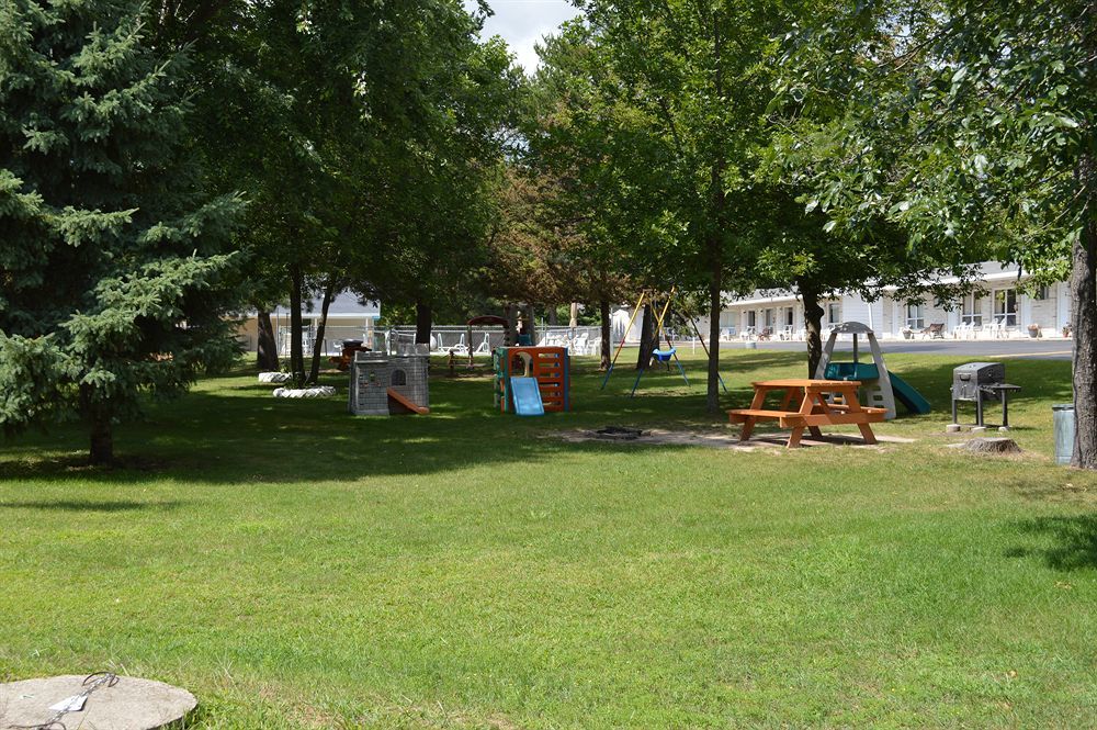 Summer Breeze Resort Wisconsin Dells Bagian luar foto