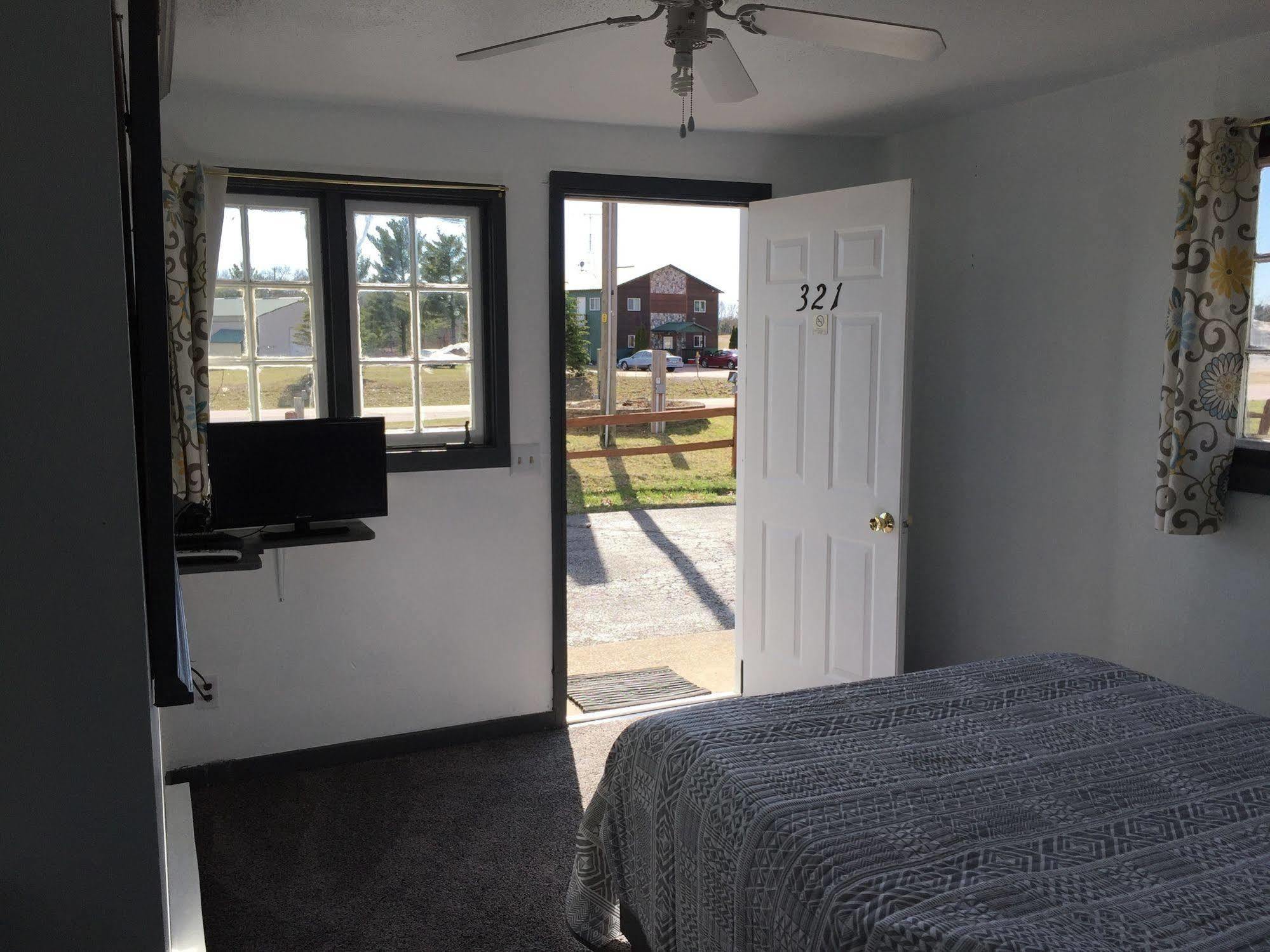 Summer Breeze Resort Wisconsin Dells Bagian luar foto