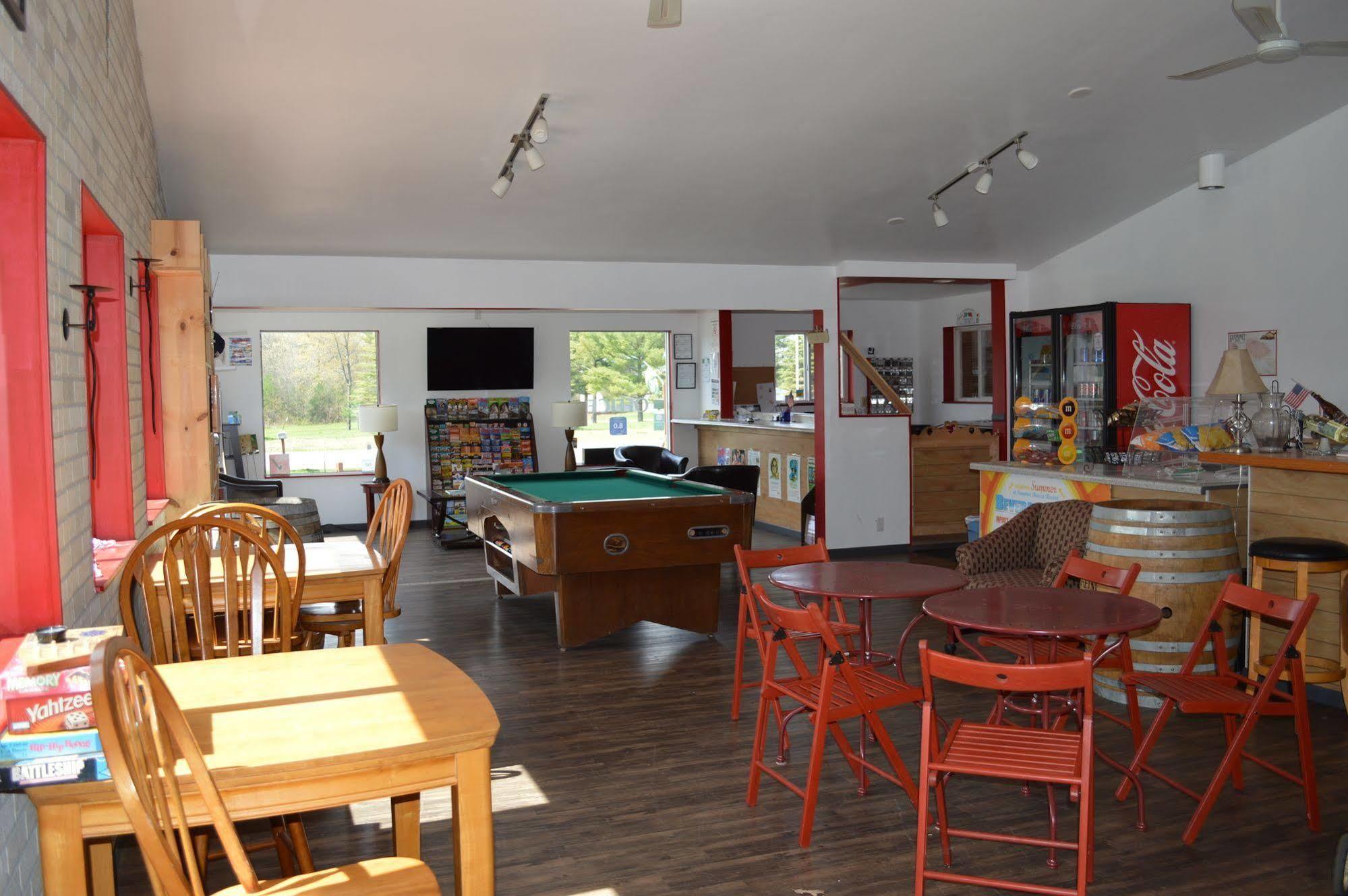 Summer Breeze Resort Wisconsin Dells Bagian luar foto